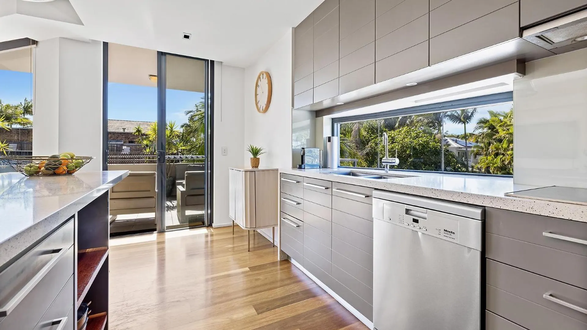 Fuller Holidays - Drift Penthouse - Luxury Apartment With Pool Byron Town Byron Bay Australia