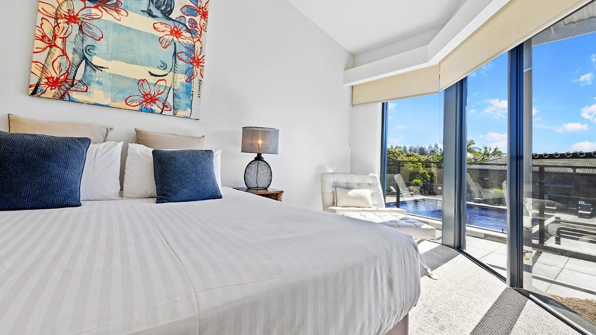 Fuller Holidays - Drift Penthouse - Luxury Apartment With Pool Byron Town Byron Bay Australia