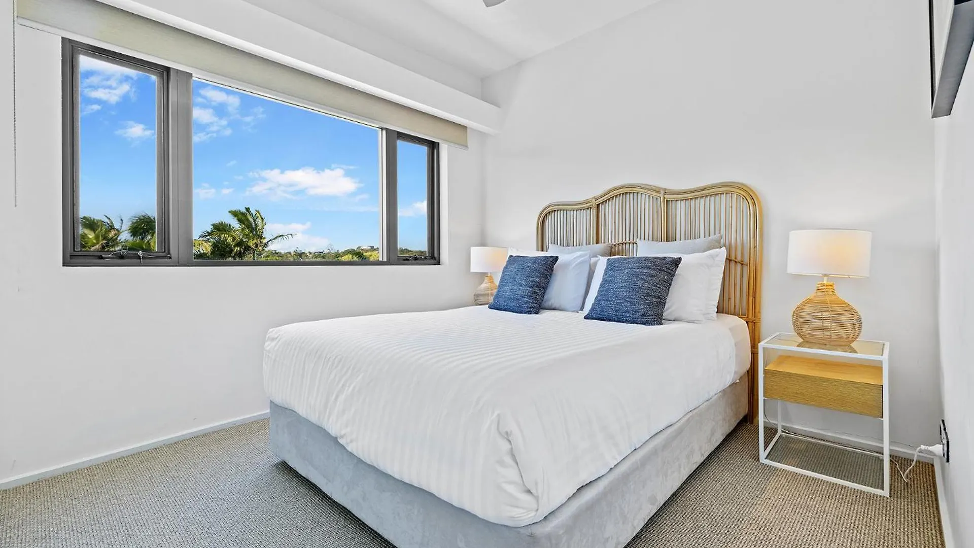 Fuller Holidays - Drift Penthouse - Luxury Apartment With Pool Byron Town Byron Bay